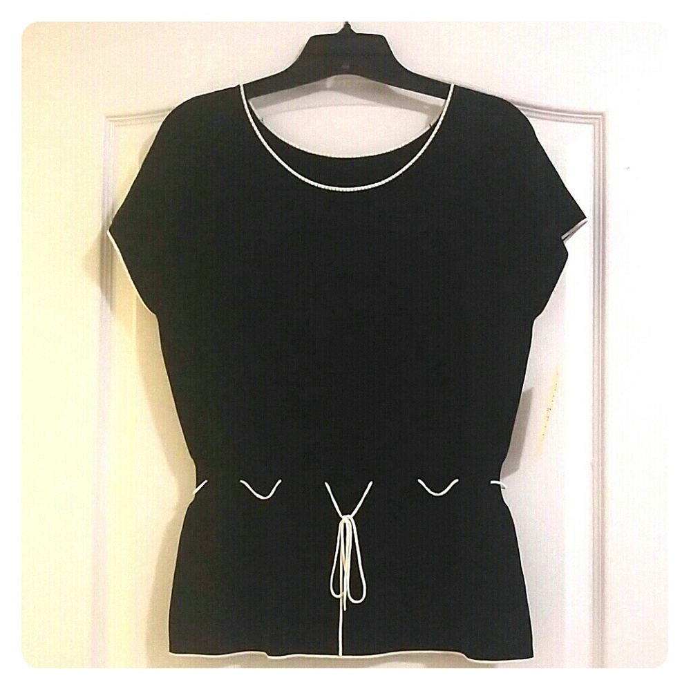 Black and White Knit Top